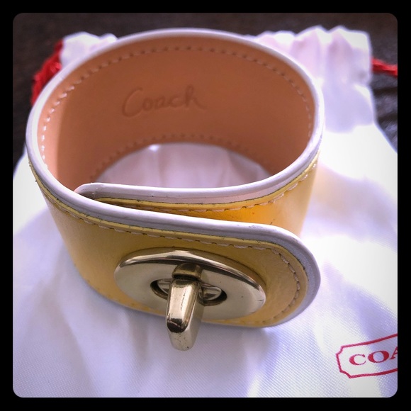 Coach bracelet - Picture 1 of 1